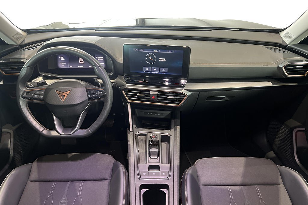 Vehicle Image 17
