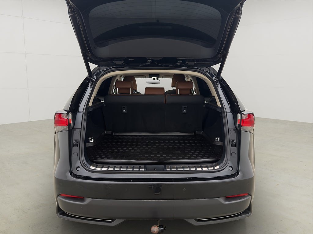 Vehicle Image 30