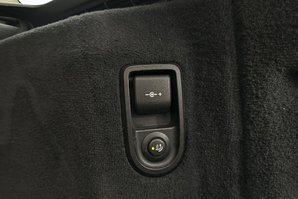 Vehicle Image 29