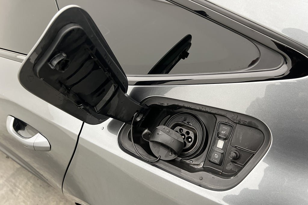 Vehicle Image 35