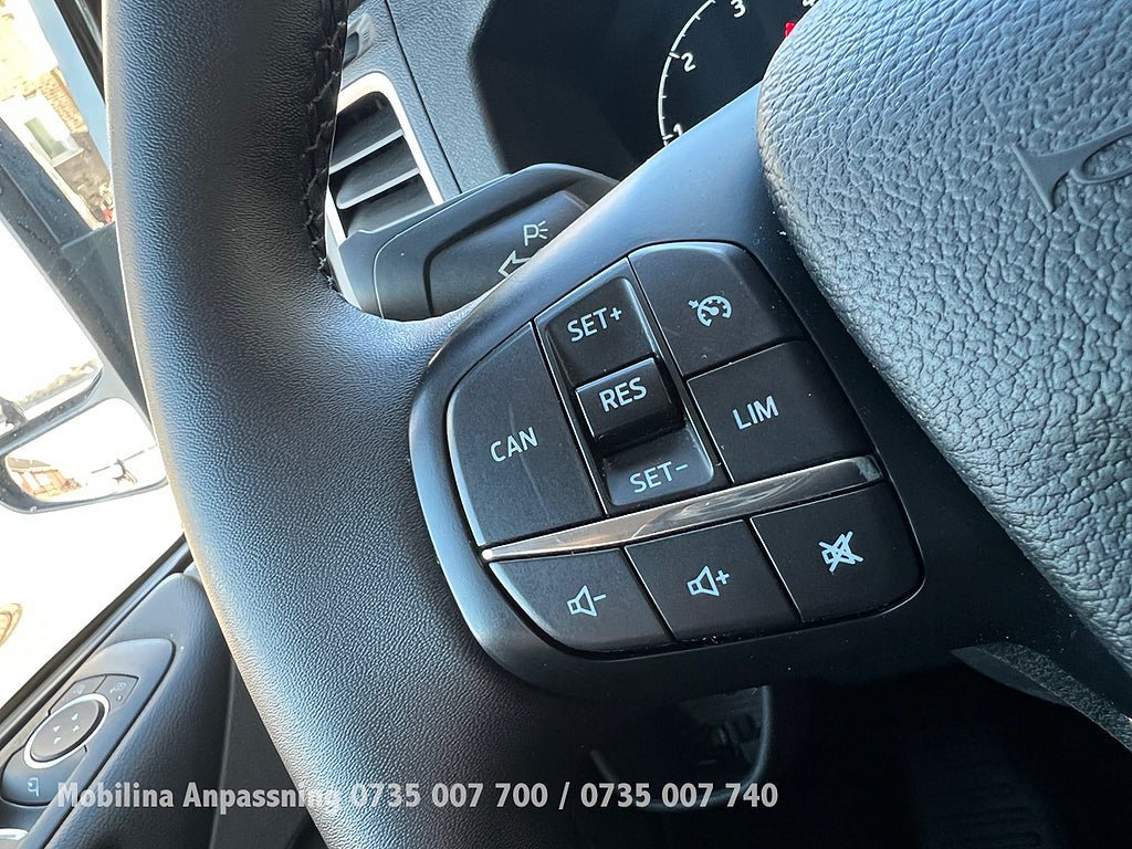Vehicle Image 27