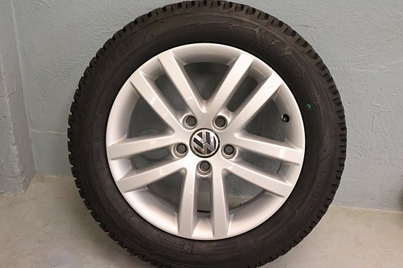 Vehicle Image 16
