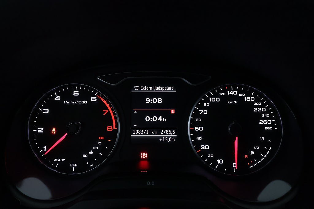 Vehicle Image 15