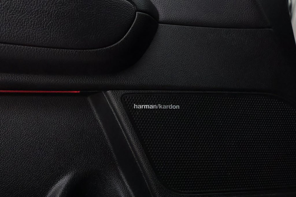 Vehicle Image 24