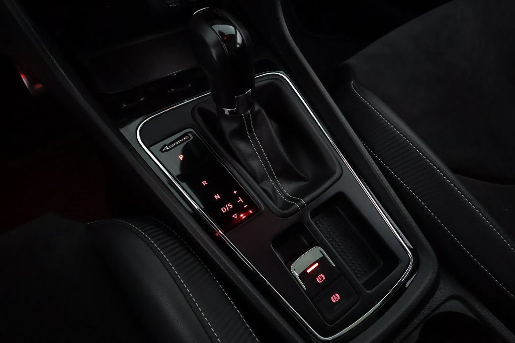 Vehicle Image 23