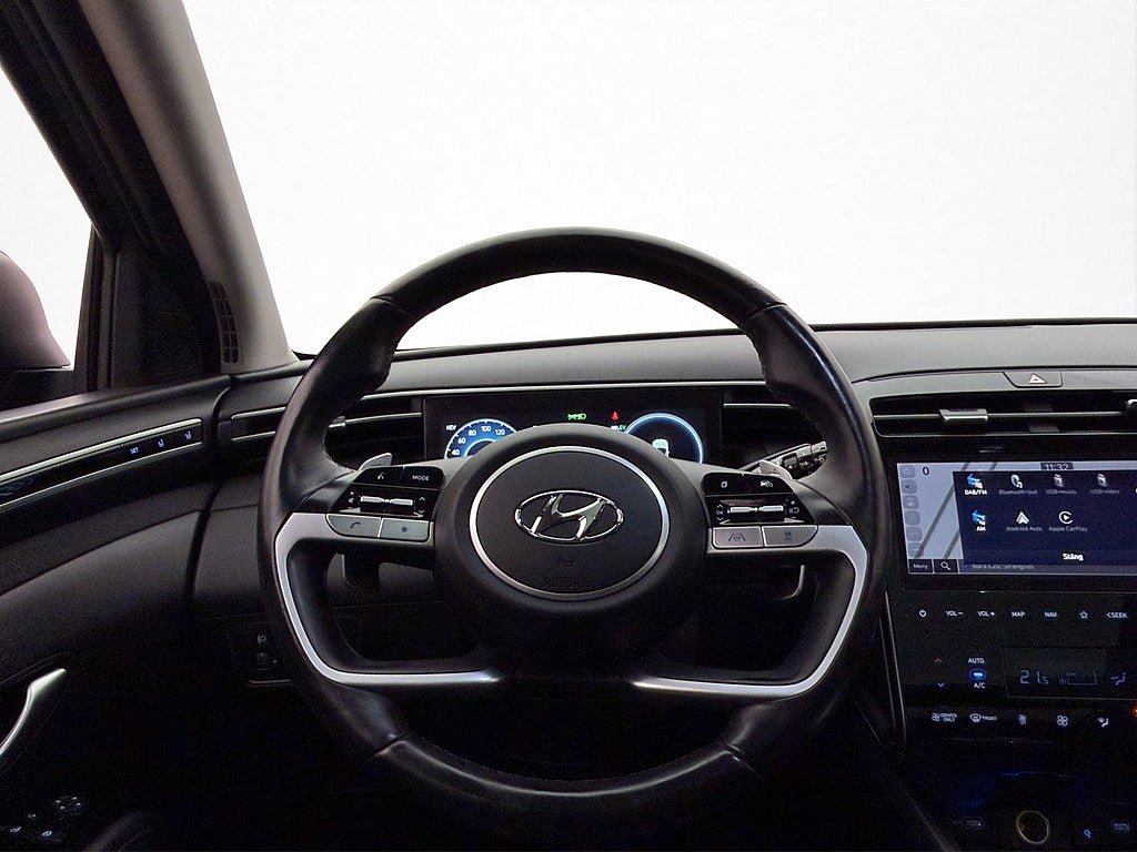 Vehicle Image 13