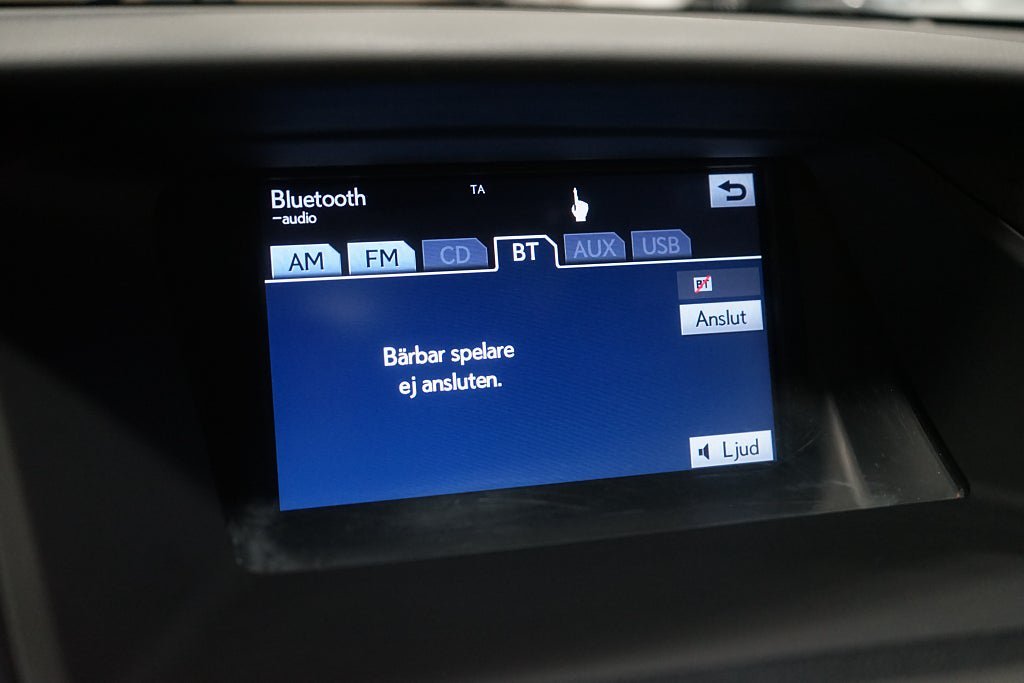 Vehicle Image 17