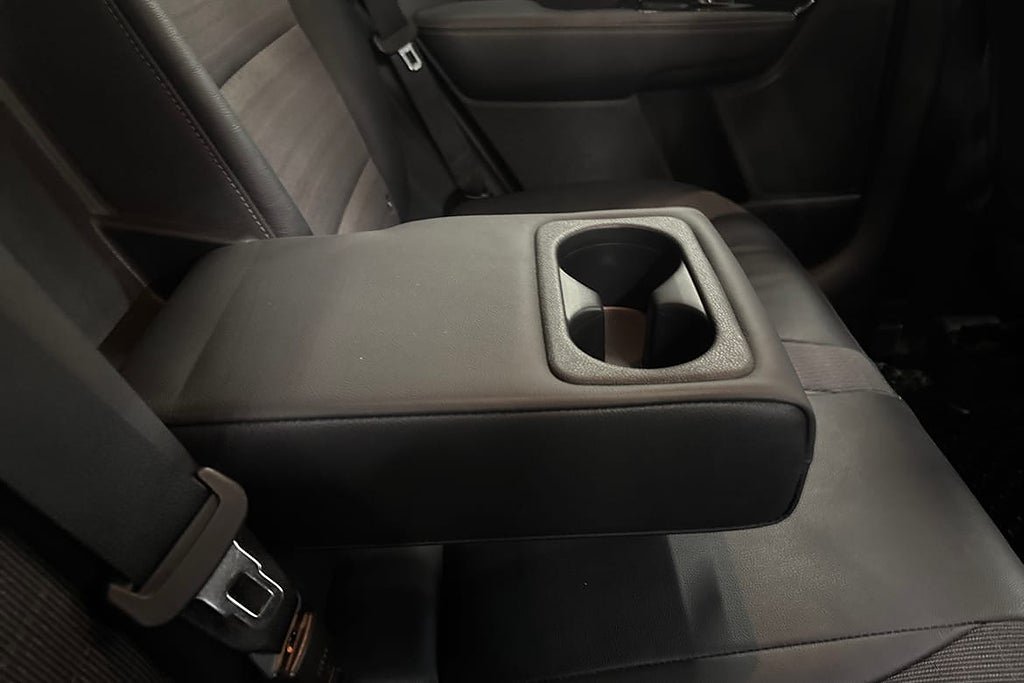Vehicle Image 18