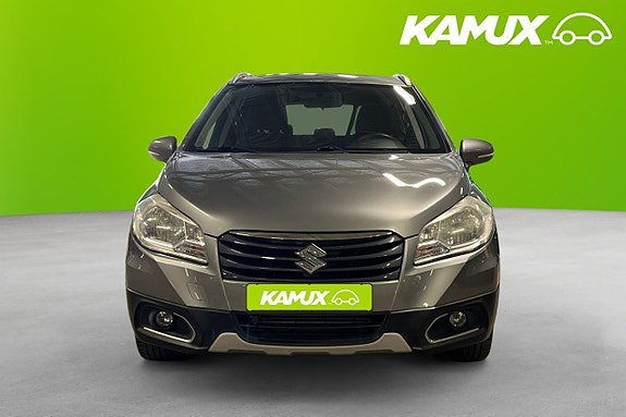 Vehicle Image 6