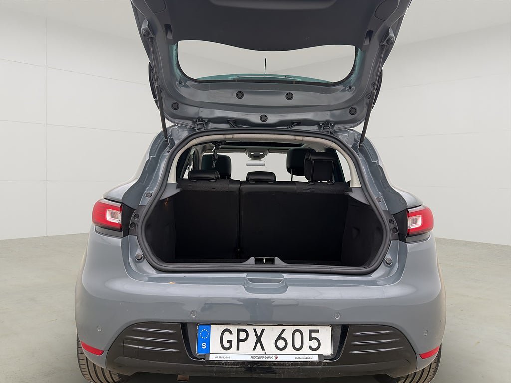 Vehicle Image 17