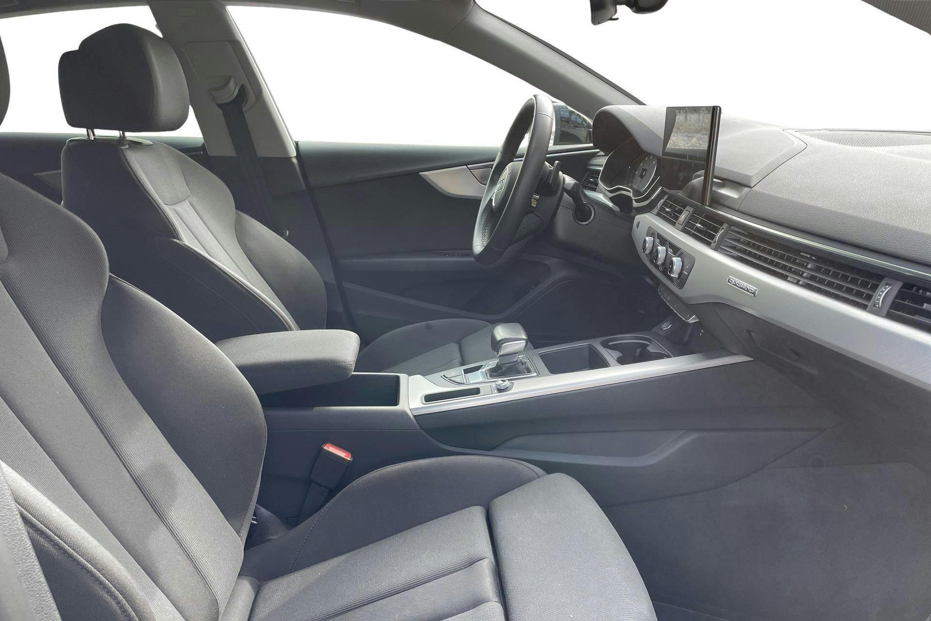 Vehicle Image 7
