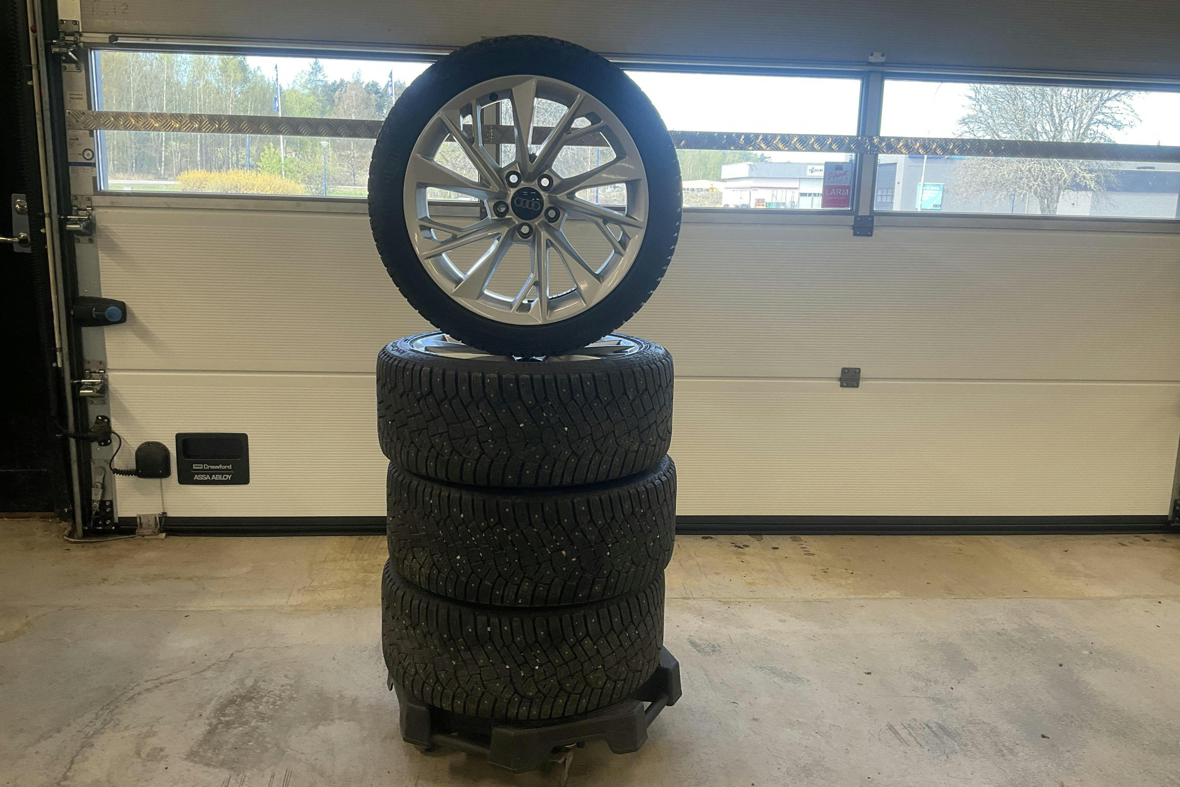 Vehicle Image 20