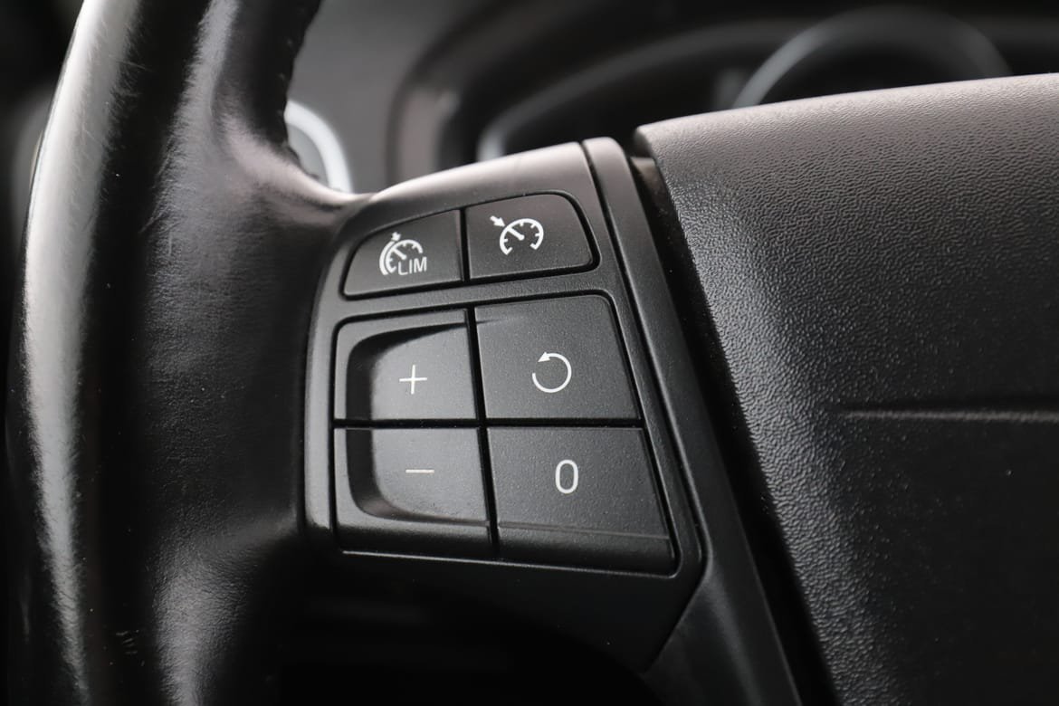 Vehicle Image 28