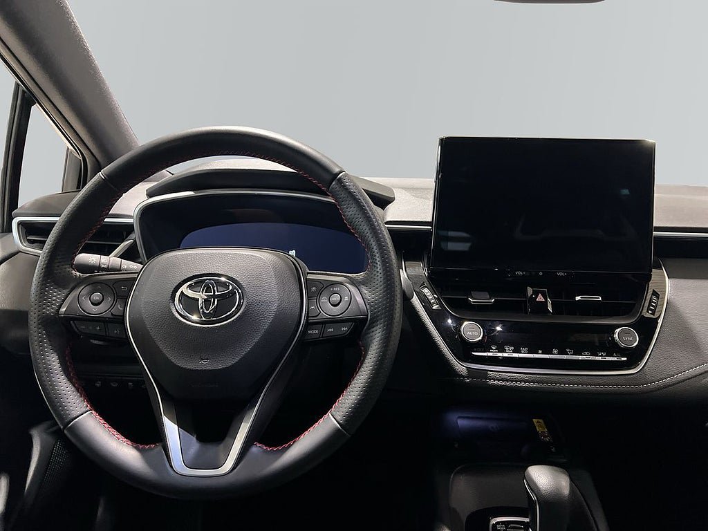 Vehicle Image 8