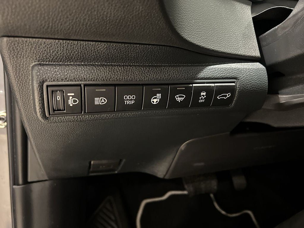 Vehicle Image 23