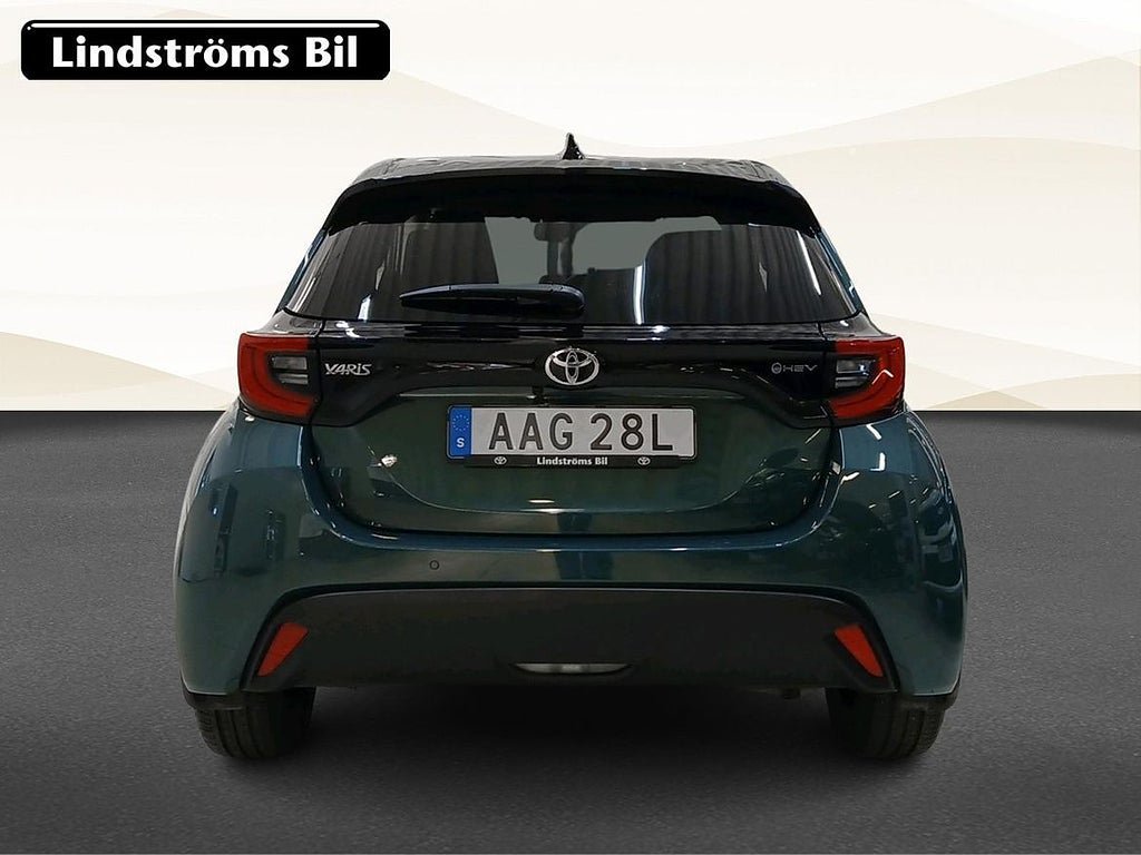 Vehicle Image 8