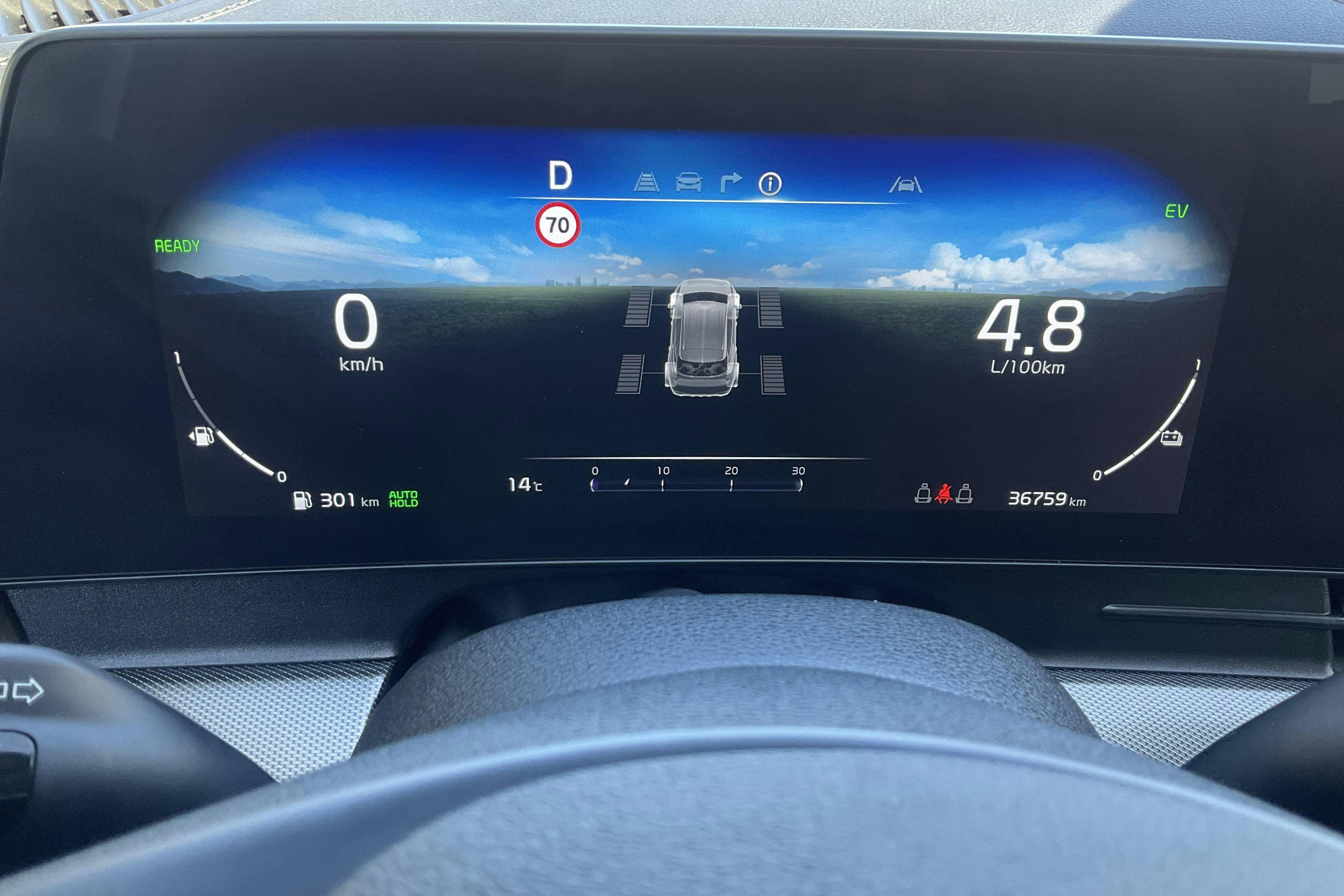 Vehicle Image 10