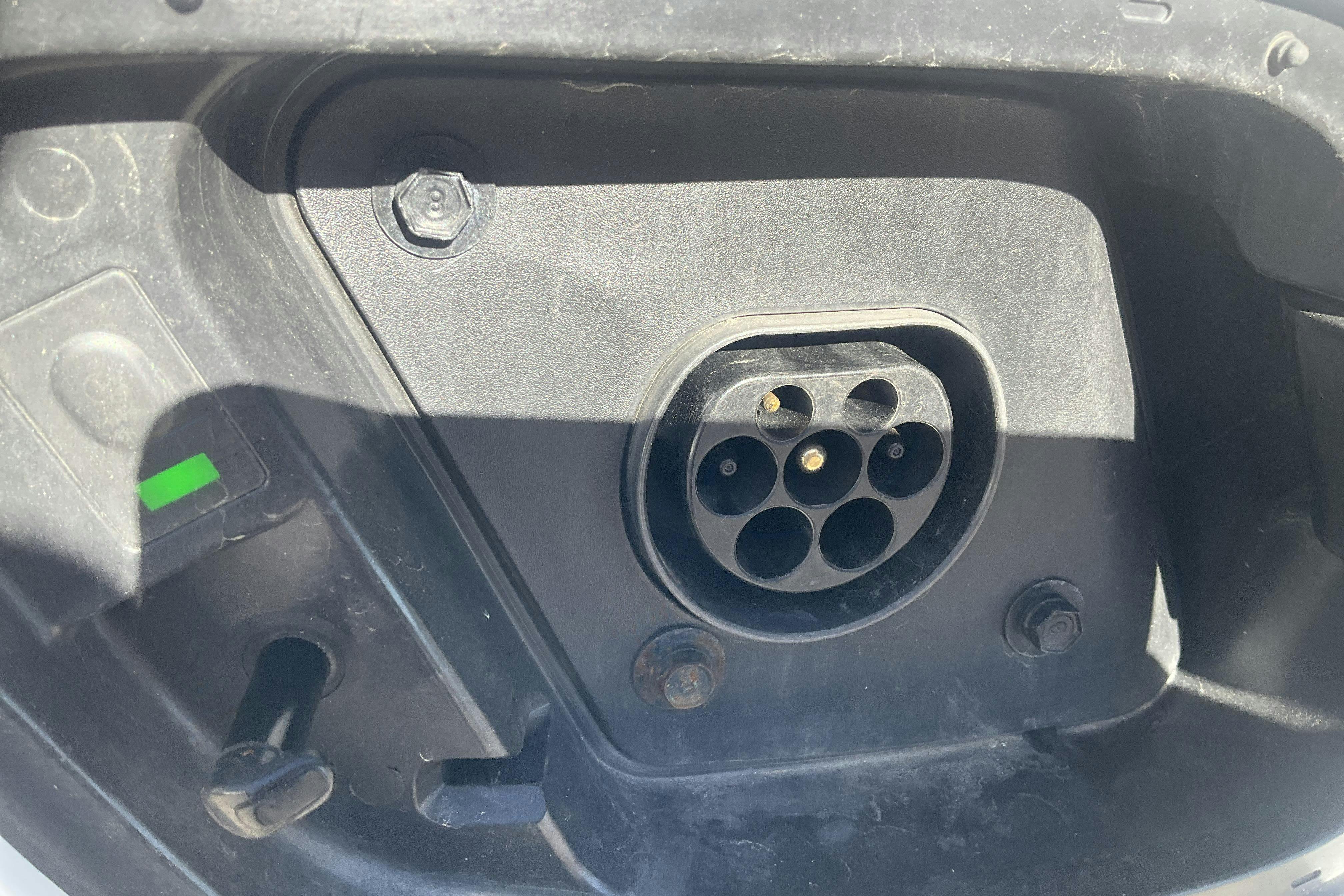 Vehicle Image 15