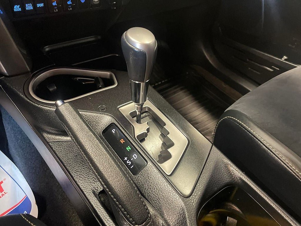Vehicle Image 18