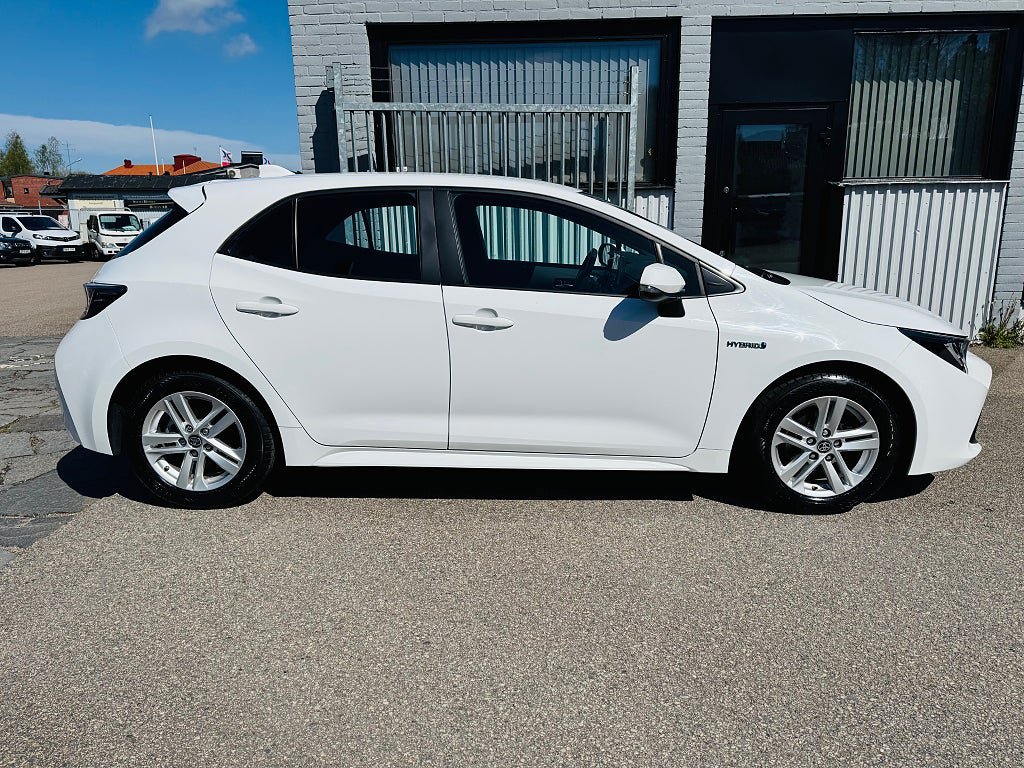Vehicle Image 10