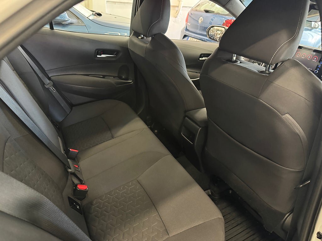 Vehicle Image 18