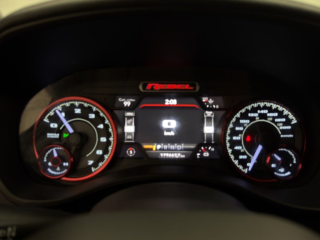 Vehicle Image 19