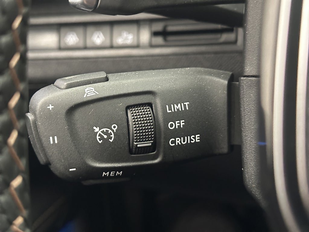 Vehicle Image 29