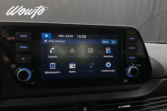 Vehicle Image 16