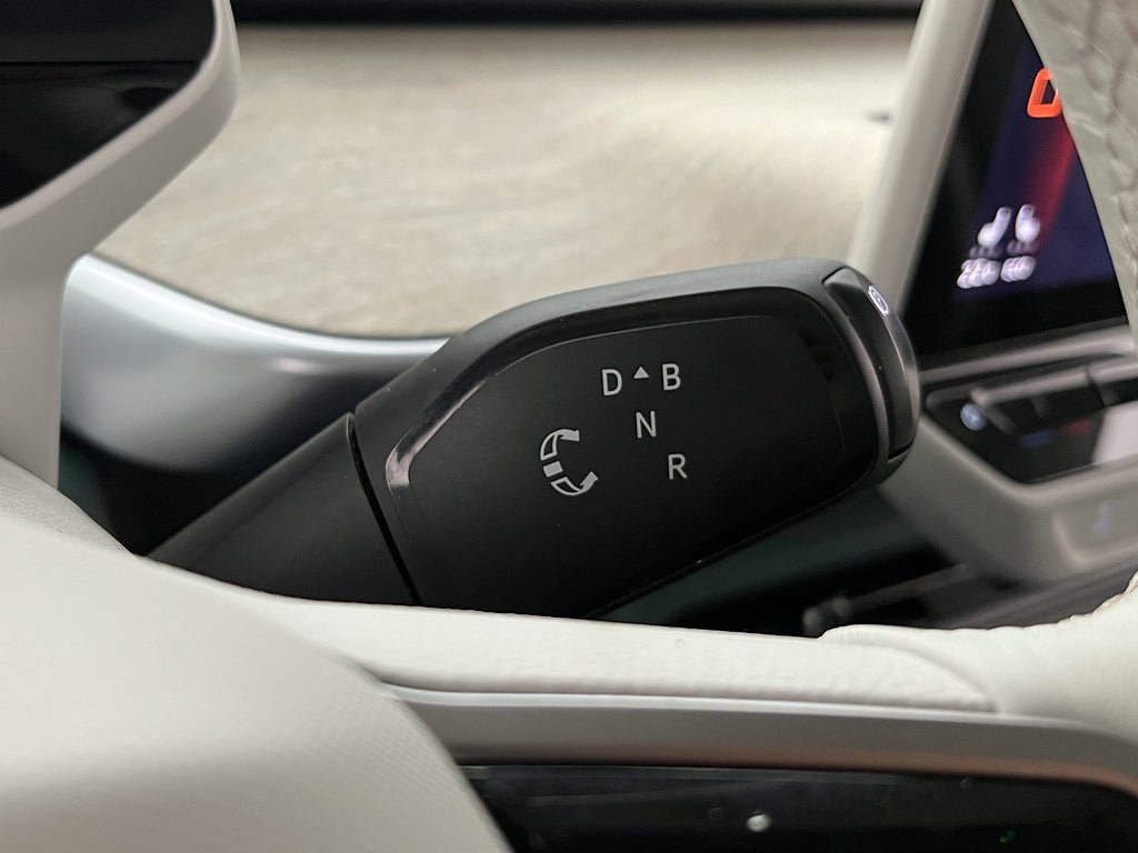 Vehicle Image 27