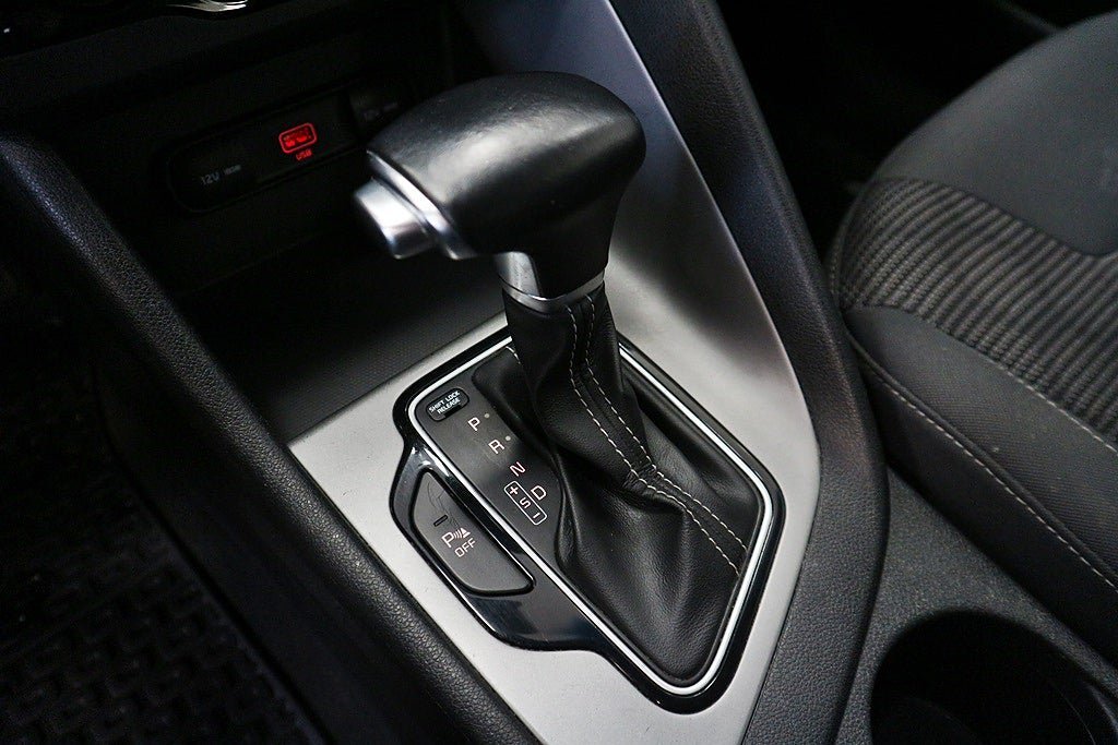Vehicle Image 22