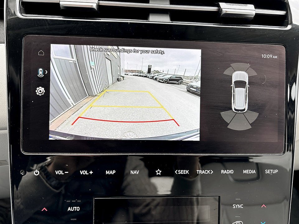 Vehicle Image 9