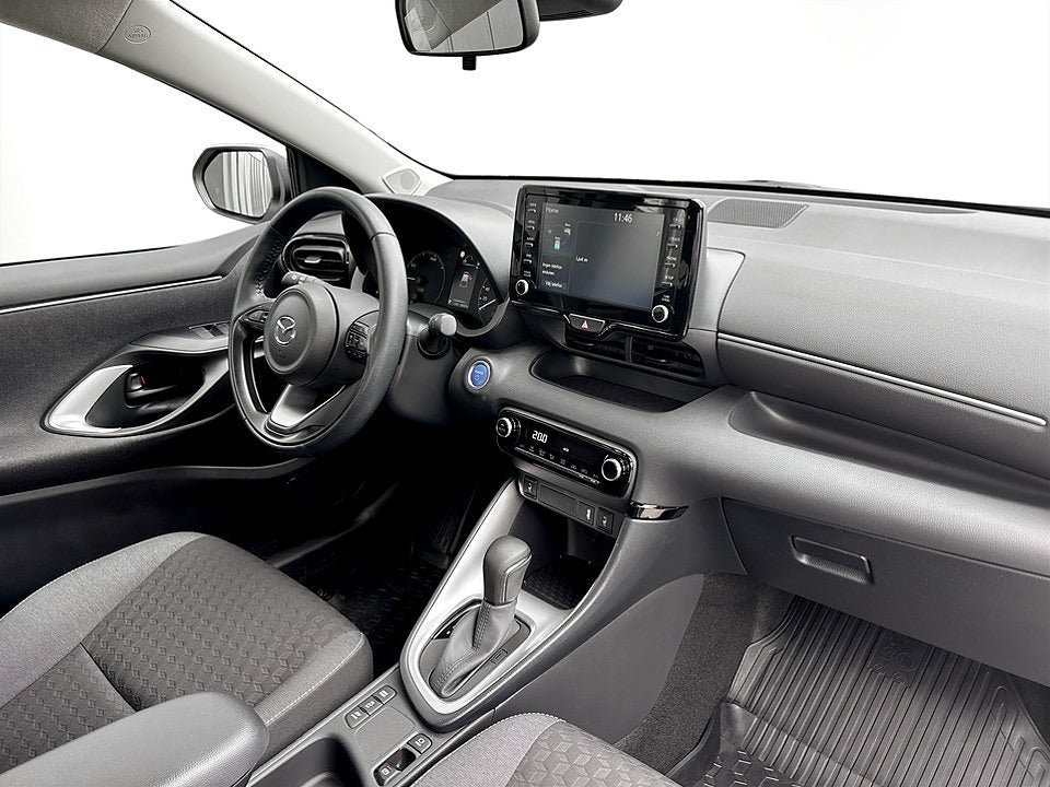 Vehicle Image 12