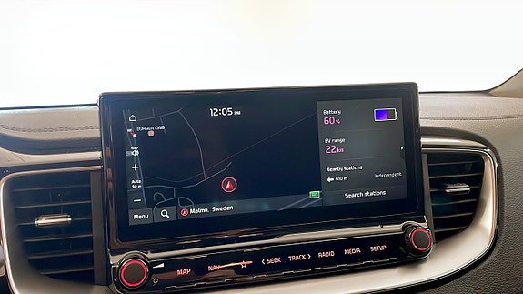 Vehicle Image 17