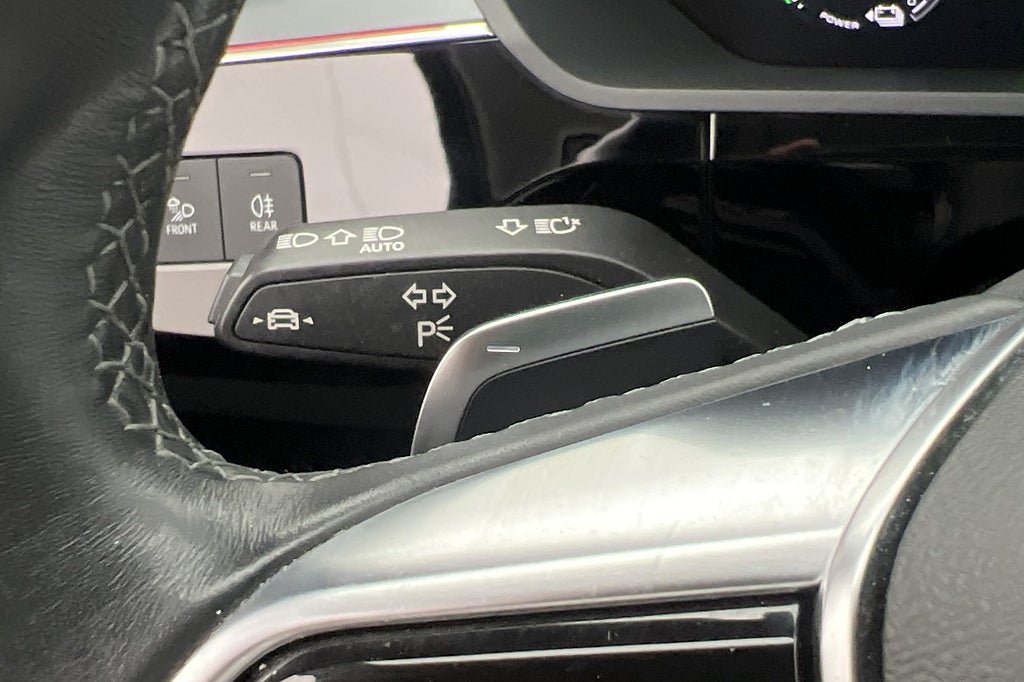 Vehicle Image 35