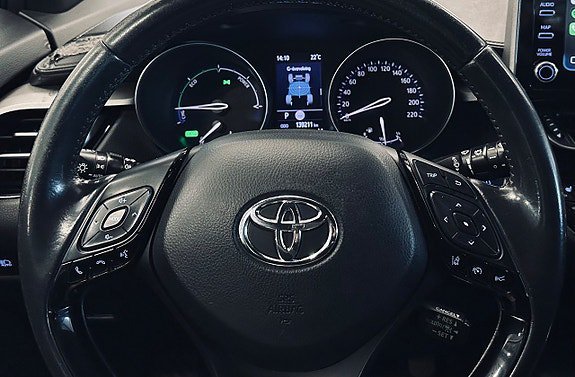 Vehicle Image 12