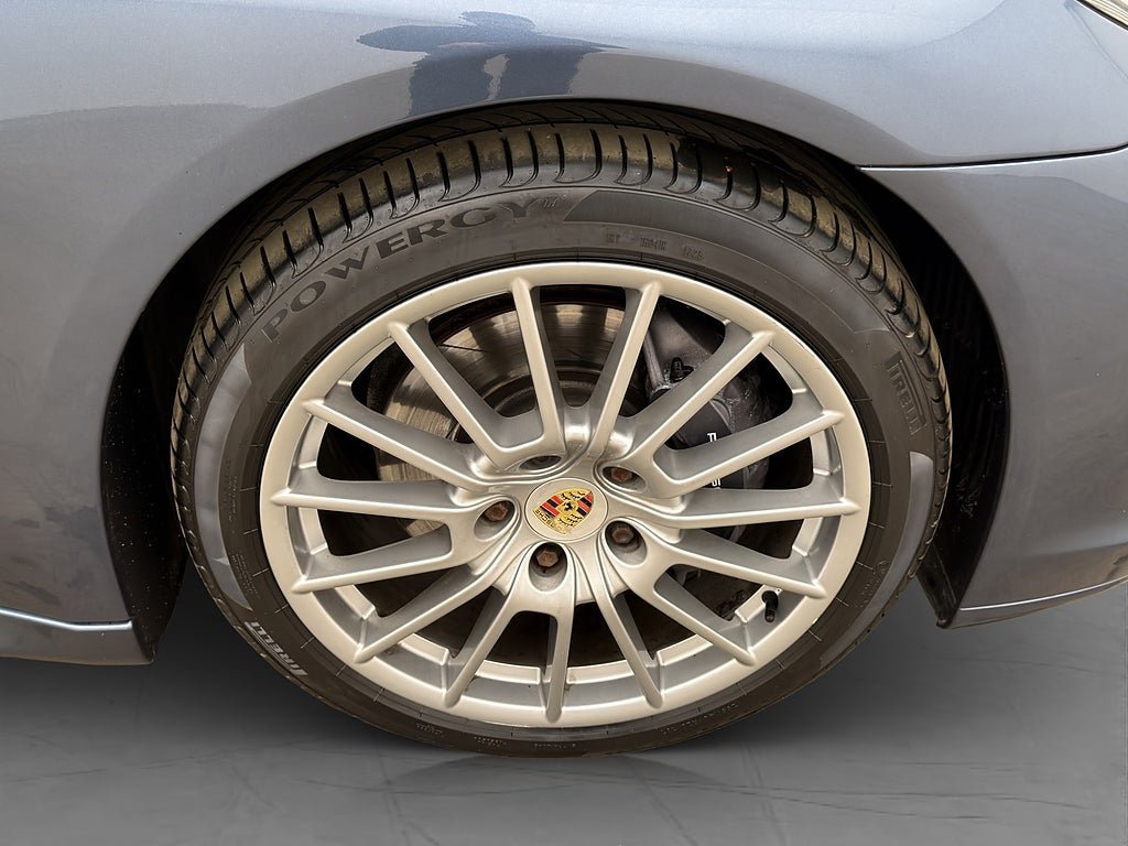 Vehicle Image 30