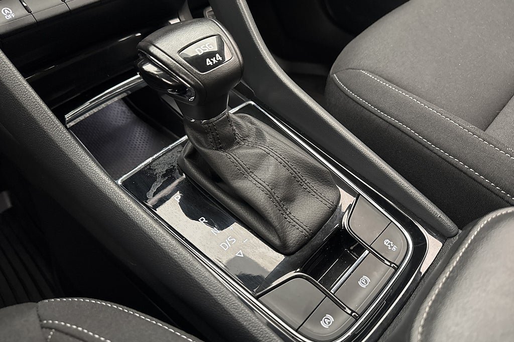 Vehicle Image 22