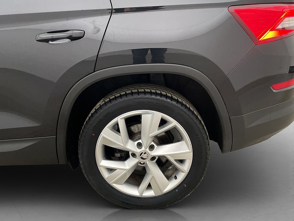 Vehicle Image 36