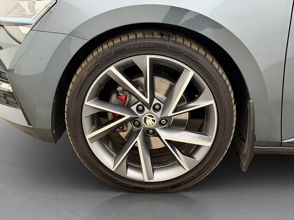 Vehicle Image 36