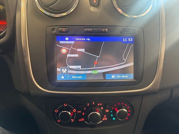 Vehicle Image 17