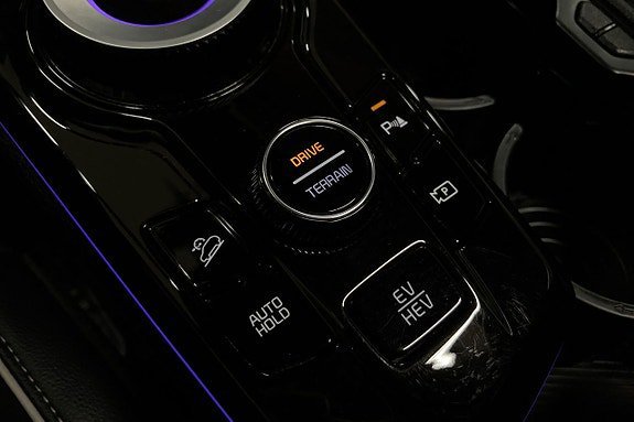 Vehicle Image 26