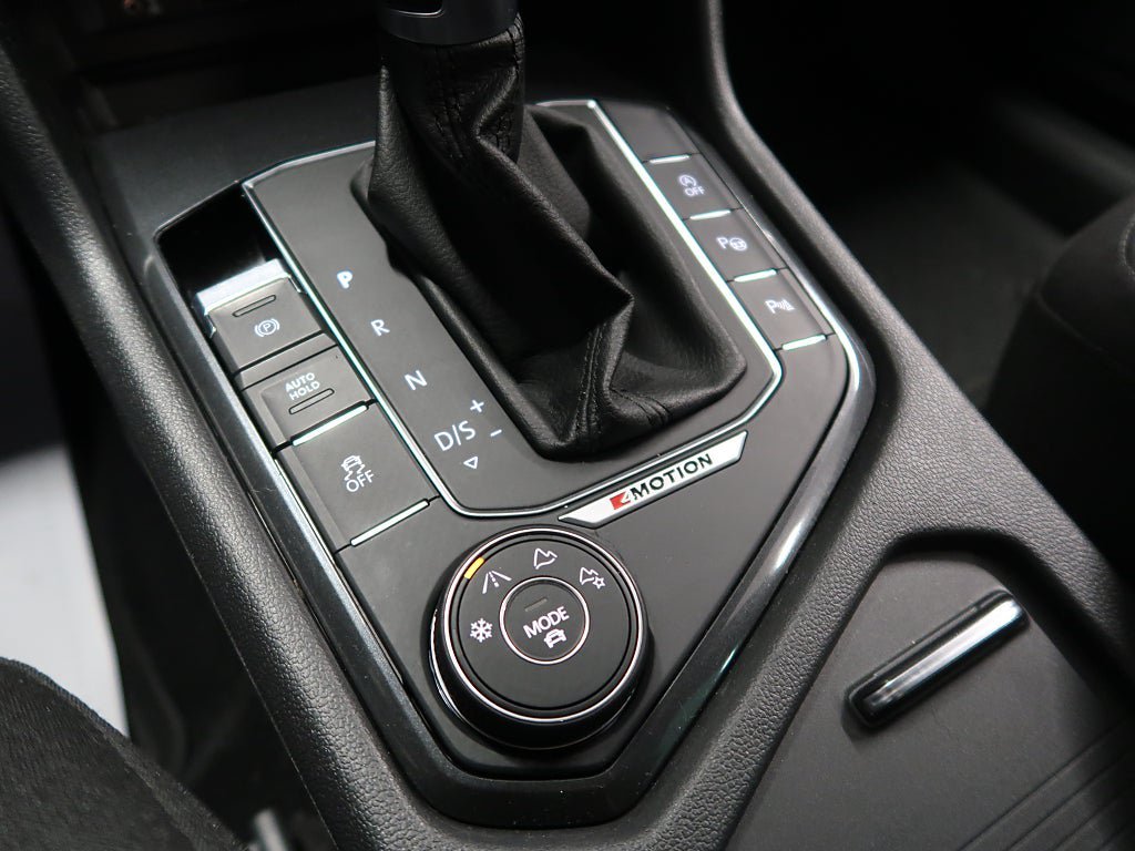 Vehicle Image 33