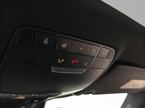 Vehicle Image 27
