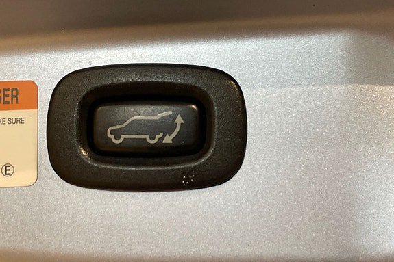 Vehicle Image 24
