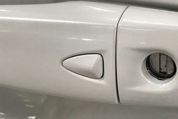Vehicle Image 29