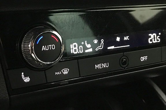 Vehicle Image 26