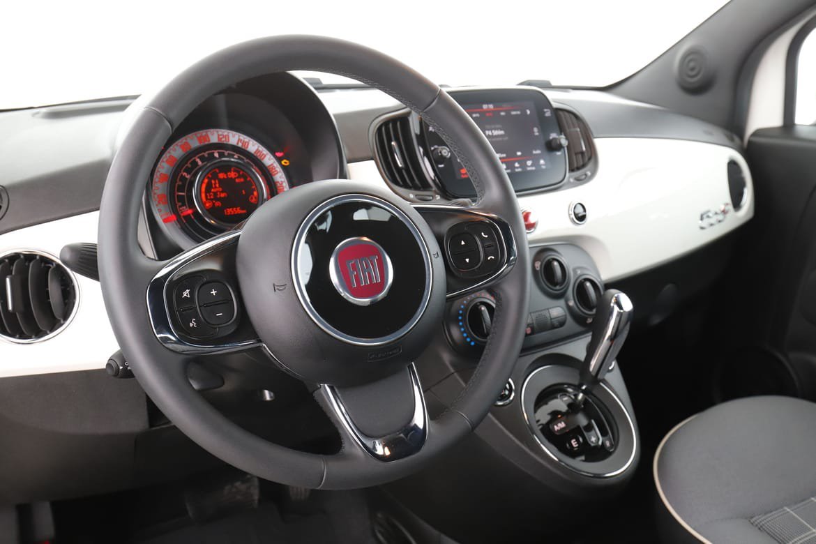 Vehicle Image 12