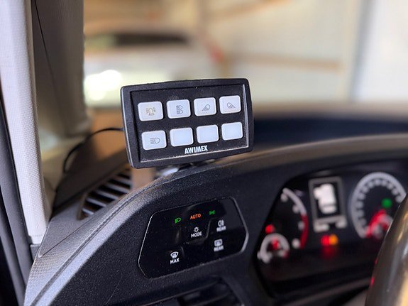 Vehicle Image 14