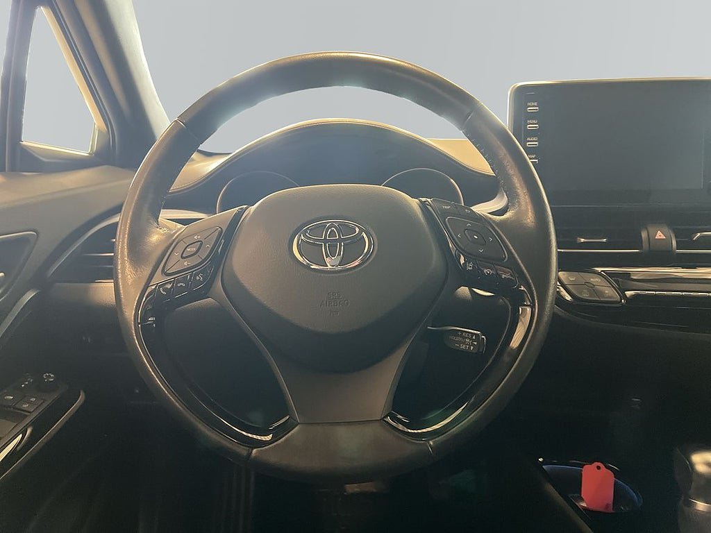 Vehicle Image 10