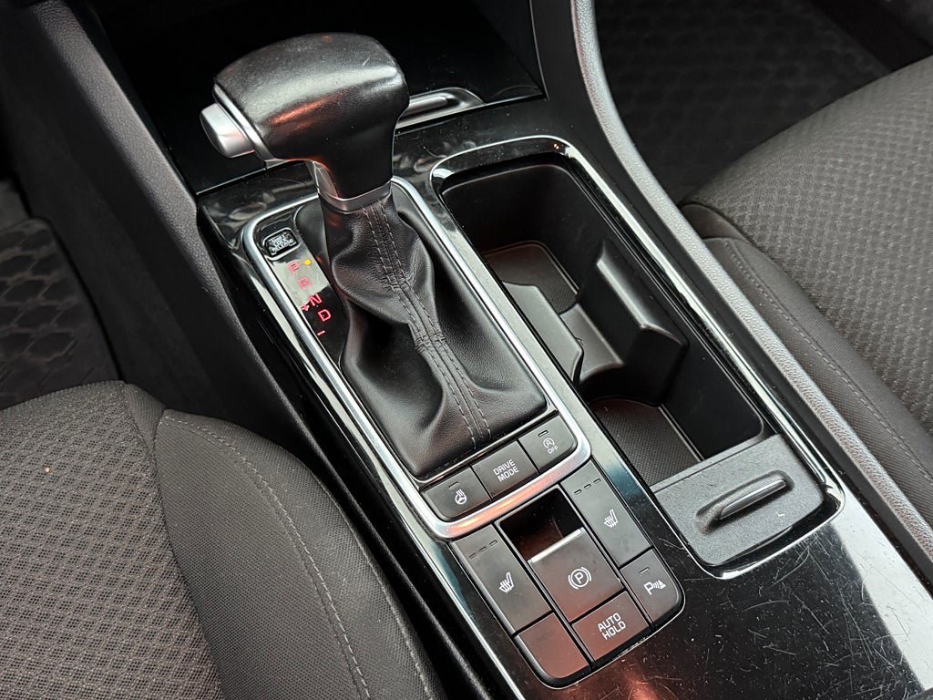 Vehicle Image 13